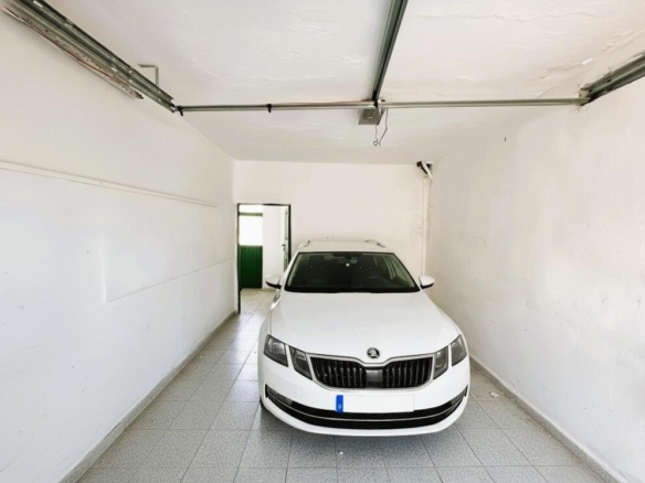 Imagen 3 de Se vende inmueble distribuido en 5 apartamentos