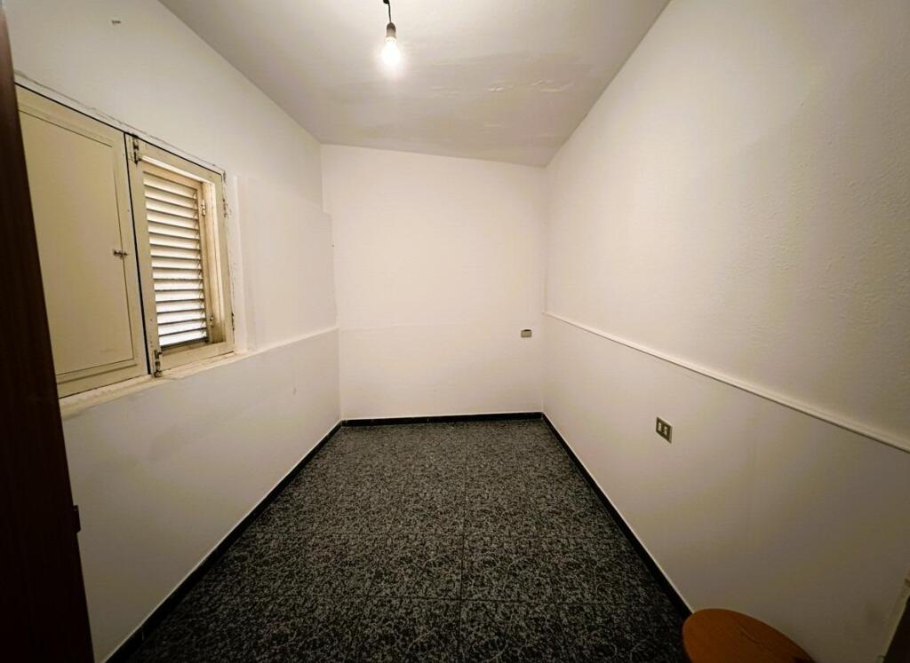 Imagen 4 de Se vende inmueble distribuido en 5 apartamentos