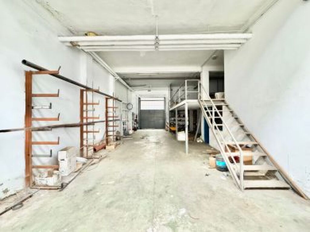 Imagen 4 de Local comercial en Venta en Vitoria Álava