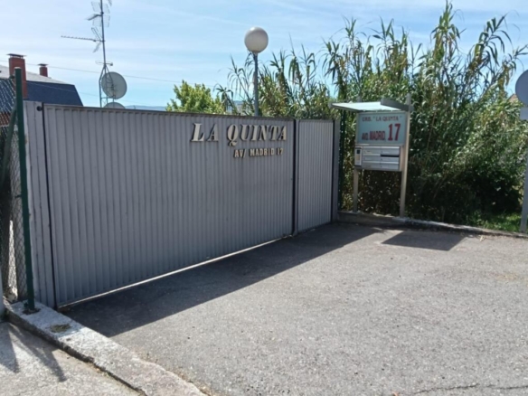 Imagen 1 de Parcela en venta con potencial para construir tu hogar ideal en Lardero