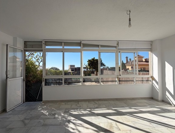 Imagen 2 de Piso en Venta en Rincon De La Victoria Málaga