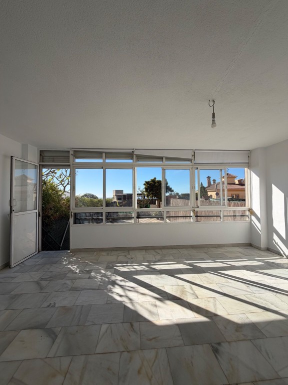 Imagen 2 de Piso en Venta en Rincon De La Victoria Málaga