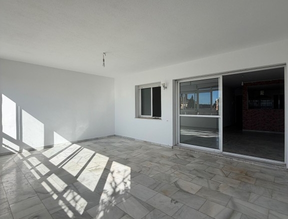 Imagen 3 de Piso en Venta en Rincon De La Victoria Málaga