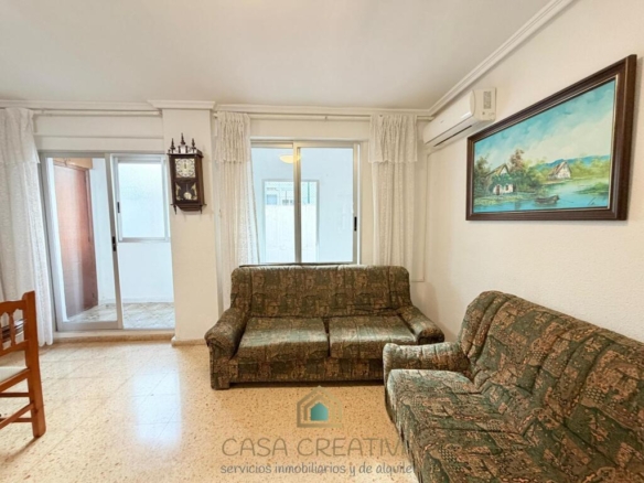 LUMINOSO Y MUY BIEN COMUNICADO