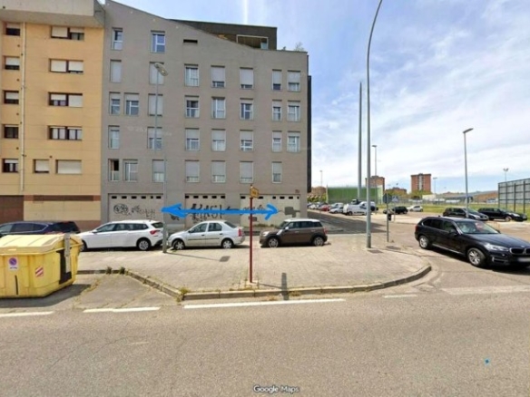 Imagen 4 de Amplio local con posibilidades en Palencia