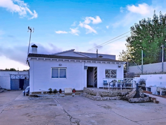 Imagen 1 de OPORTUNIDAD! CASA DE CAMPO CON PISCINA Y TERRENO EN CERDÁ.