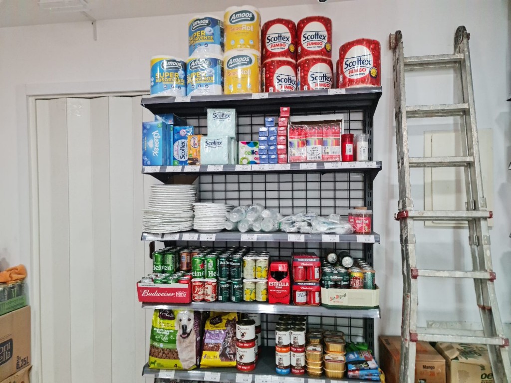 Imagen 3 de Local comercial en Venta en Cornellá De Llobregat Barcelona ALMEDA