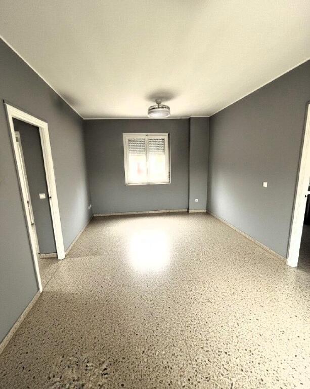 Imagen 3 de Amplio Piso en Urbanización con Ascensor y Garaje en Sevilla Este