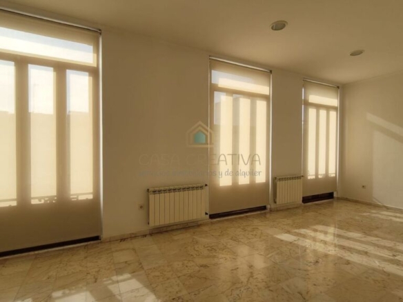 Imagen 4 de PISO DÚPLEX EN ALQUILER EN AVENIDA DEL PUERTO – VALENCIA