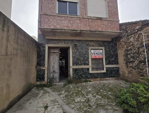 Imagen 2 de CASA EN VENTA EN FAVARA – GRAN POTENCIAL PARA REFORMA