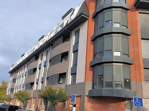 Imagen 1 de OPORTUNIDAD Gran local en el centro de Colindres