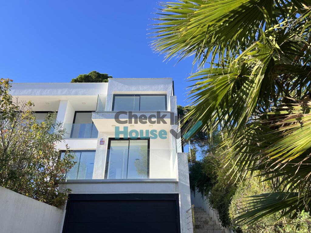 Imagen 1 de Casa-Chalet en Venta en Calonge Girona