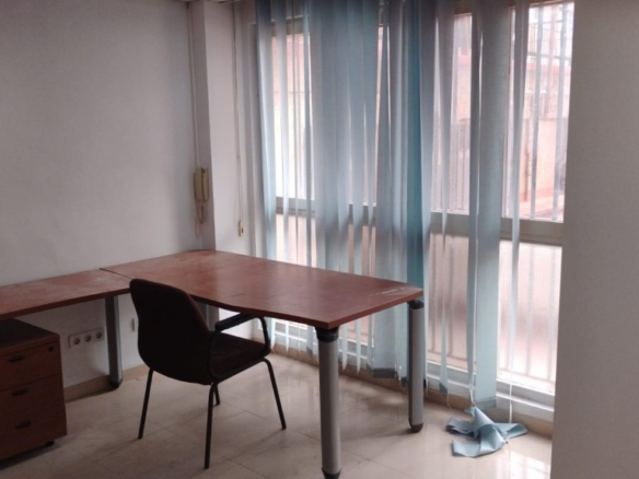 Imagen 2 de Oficina en Alquiler en Tarragona Tarragona