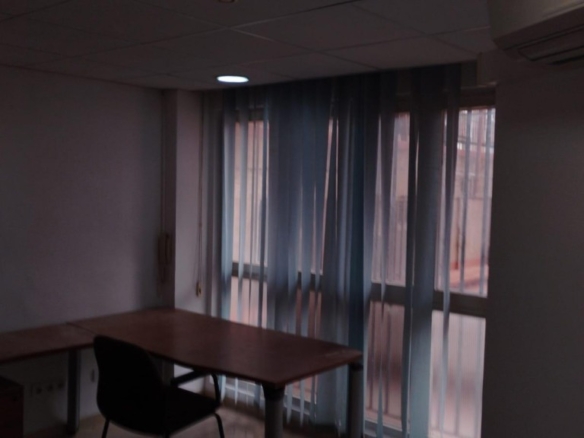 Imagen 4 de Oficina en Alquiler en Tarragona Tarragona