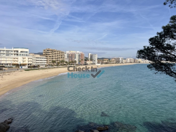 Imagen 2 de Casa-Chalet en Venta en Sant Antoni de Calonge Girona