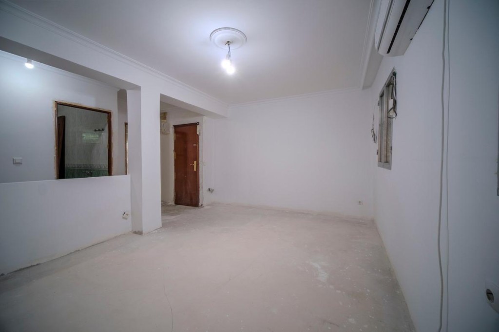 Imagen 4 de Gran oportunidad piso en Barriada Virgen de Fátima con gran patio!!!