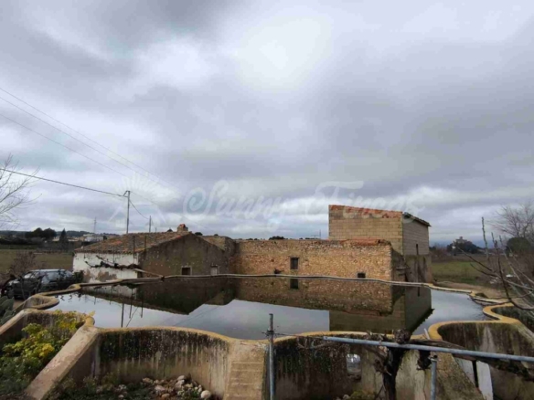 Imagen 1 de Casa de campo-Masía en Venta en Almansa Albacete