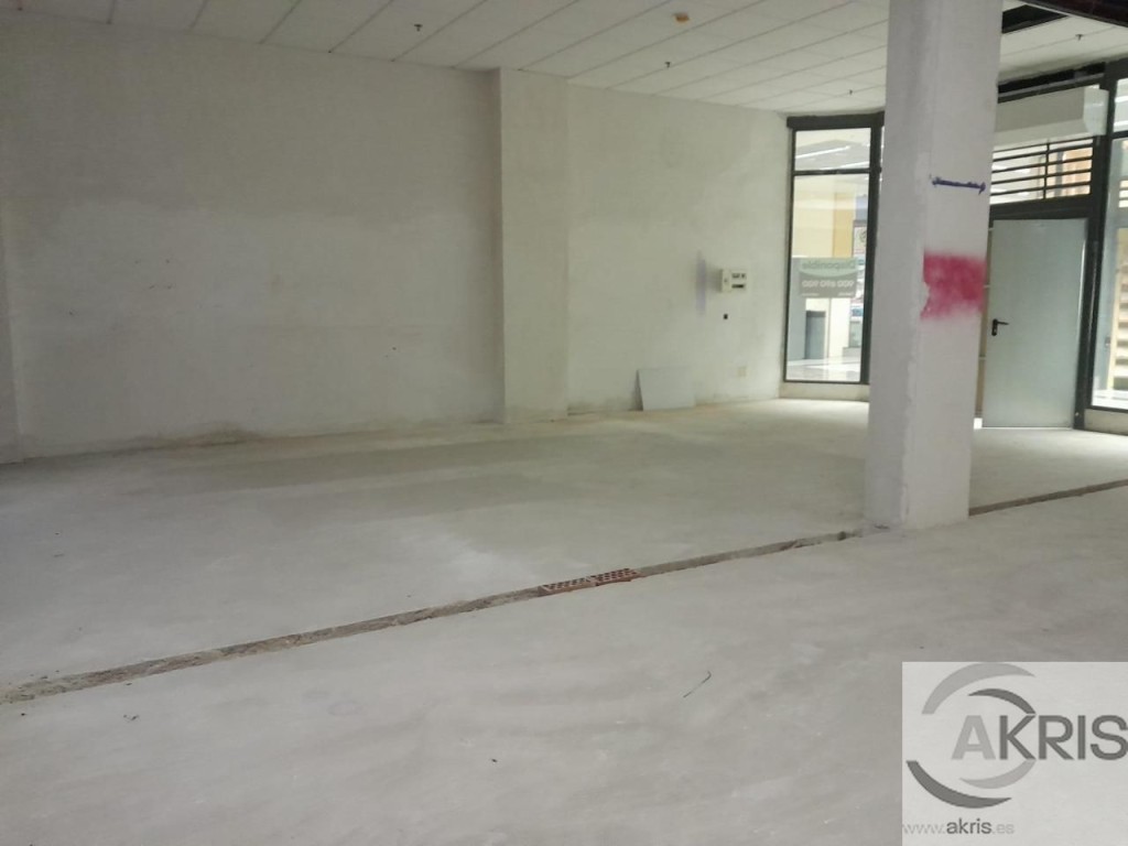 Imagen 2 de VENTA LOCAL COMERCIAL EN CENTRO COMERCIAL CUBAS PLAZA