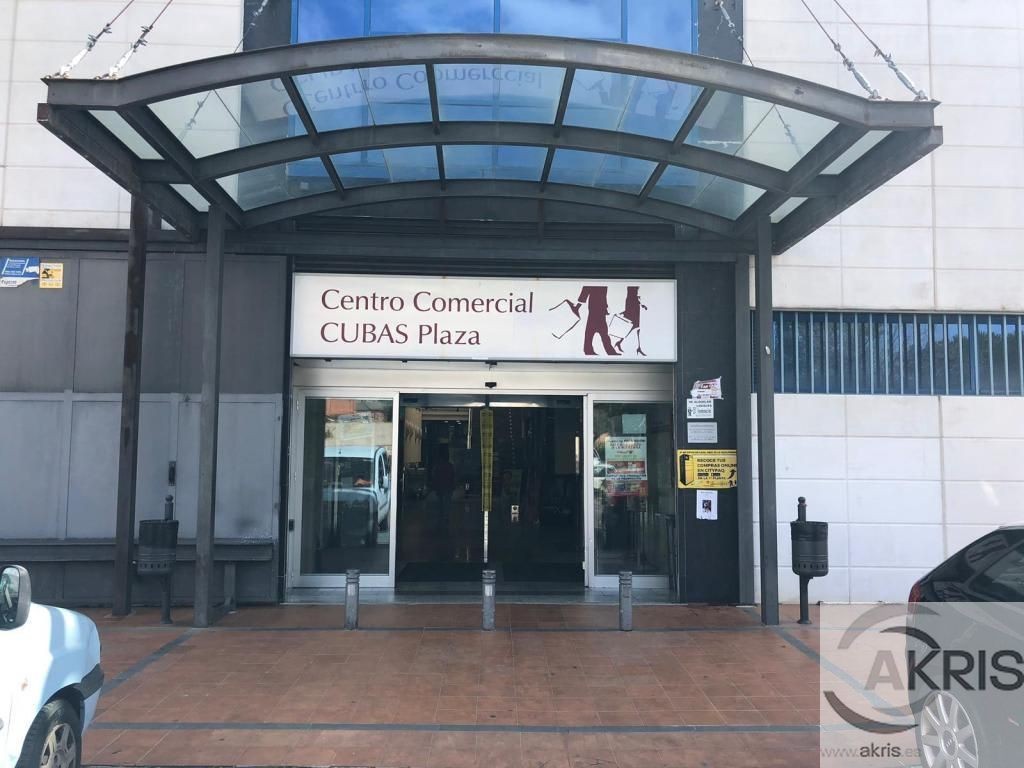 Imagen 3 de VENTA LOCAL COMERCIAL EN CENTRO COMERCIAL CUBAS PLAZA