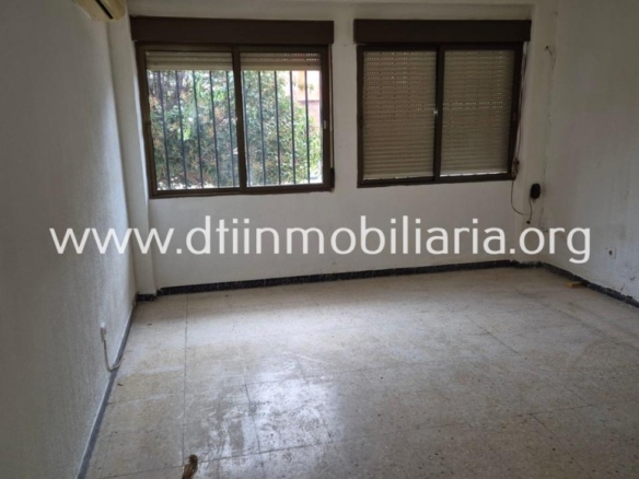 Imagen 1 de SE VENDE PISO PLANTA BAJA EN BOLLULLOS PAR DEL CONDADO