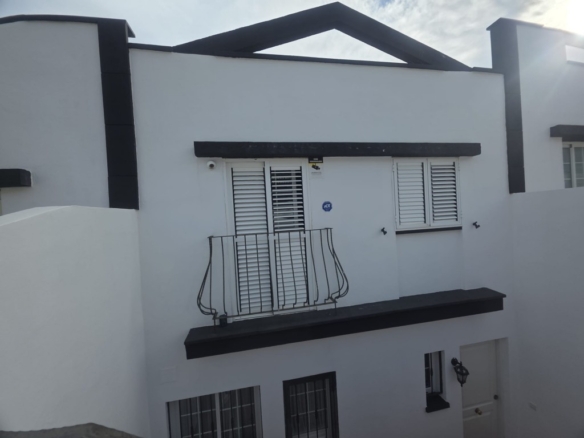 Imagen 1 de Adosada en Alquiler en Radazul Alto Santa Cruz de Tenerife