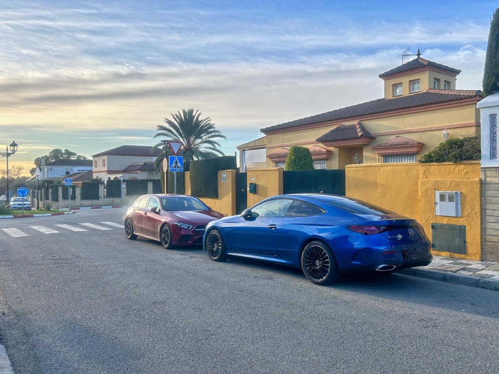 Imagen 2 de Espectacular chalet con PISCINA PRIVADA!!