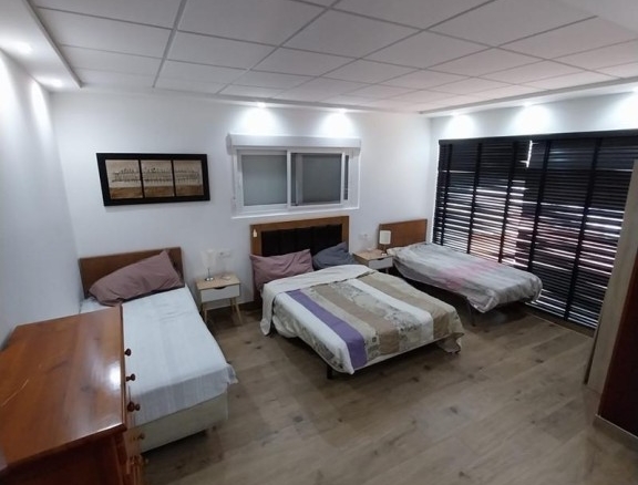 Imagen 2 de MAGNÍFICO LOCAL CONVERTIDO EN VIVIENDA