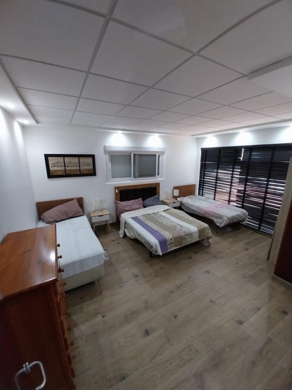 Imagen 2 de MAGNÍFICO LOCAL CONVERTIDO EN VIVIENDA