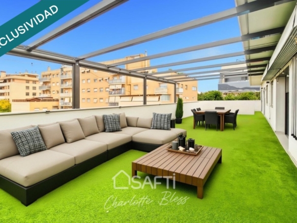 Imagen 1 de Ático de 133 m² con terraza de 100 m² y parking