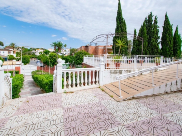 en urbanización Las Juncosas!!!!