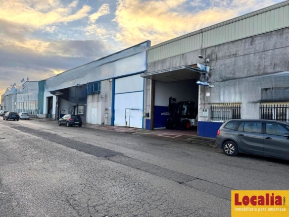 Imagen 3 de Alquiler de estupenda y bien ubicada nave en Raos