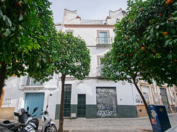 Imagen 2 de Casa en magnífica ubicación junto al Postigo