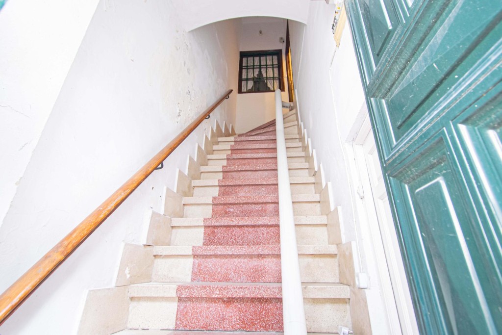 Imagen 3 de Casa en magnífica ubicación junto al Postigo