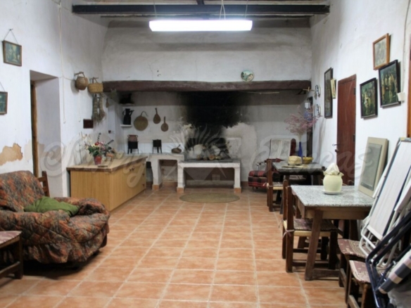 Imagen 2 de Casa de campo-Masía en Venta en Yecla Murcia