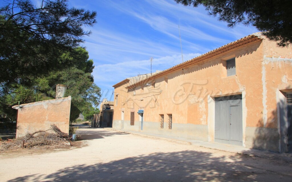Imagen 3 de Casa de campo-Masía en Venta en Yecla Murcia