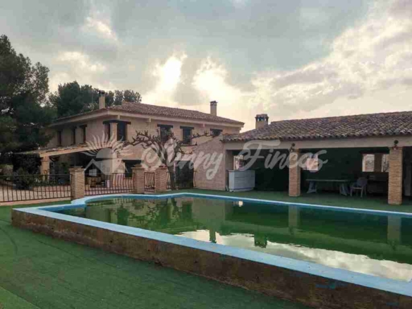 Imagen 2 de Casa de campo-Masía en Venta en Yecla Murcia