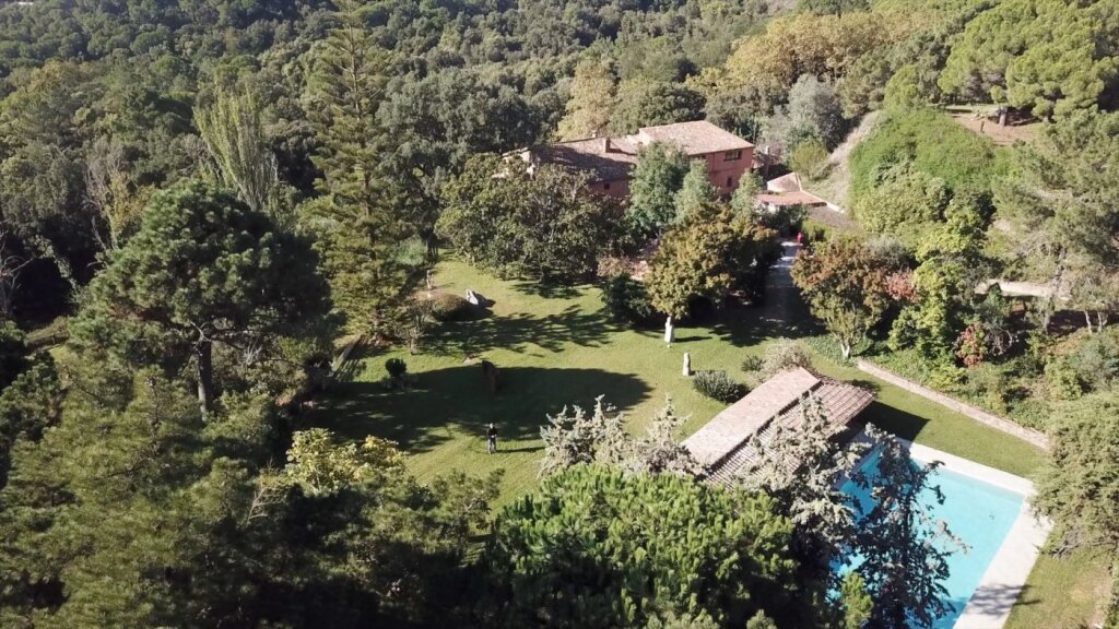 Imagen 4 de Preciosa Masía del siglo XVII rodeada de bosque en el corazón del Montnegre