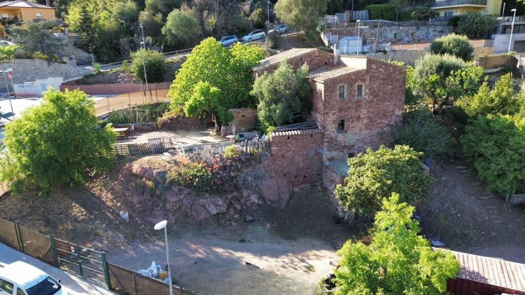 Imagen 2 de Casa-Chalet en Alquiler en Corbera De Llobregat Barcelona
