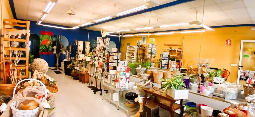 Imagen 3 de Local comercial en Alquiler en Torrevieja Alicante