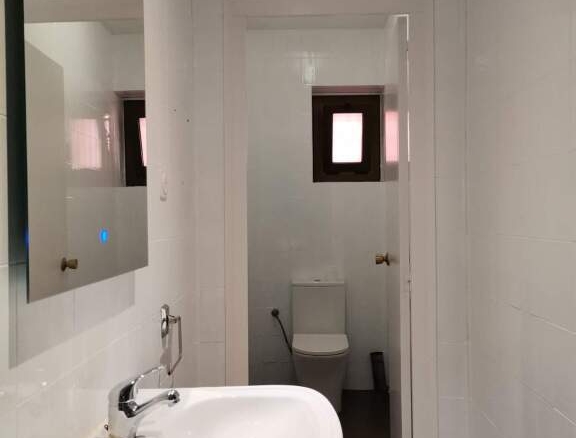 Imagen 2 de Oficina en alquiler junto a Can Rosés