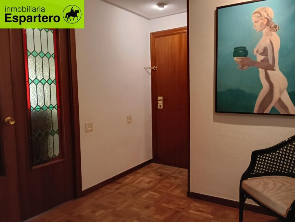 Imagen 4 de Amplio y moderno piso en el corazón de Logroño