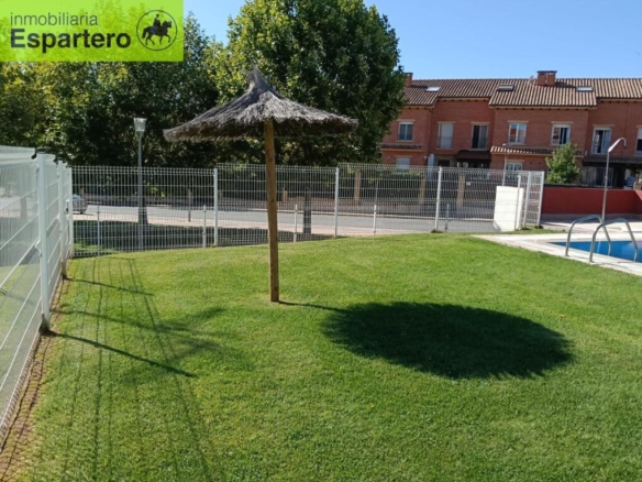 Imagen 4 de Espectacular Chalet en Navarrete - Oportunidad Única