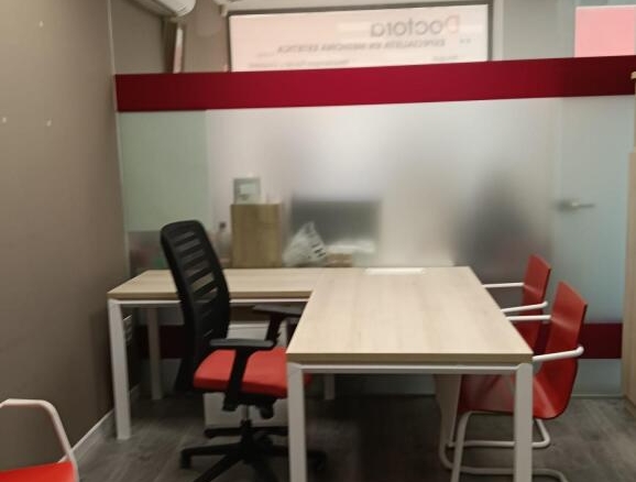 Imagen 4 de Moderno Despacho en Alquiler en Logroño - Portillejo - Valdegastea