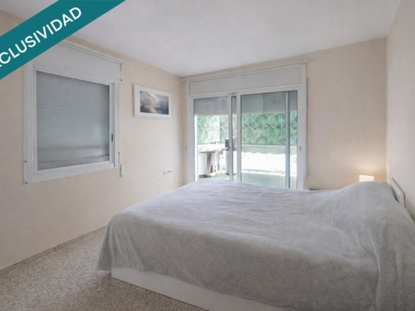 po-1250074-imagen - El Club del Propietario Imagen 1 de Piso con terraza y parking a un paso de la playa