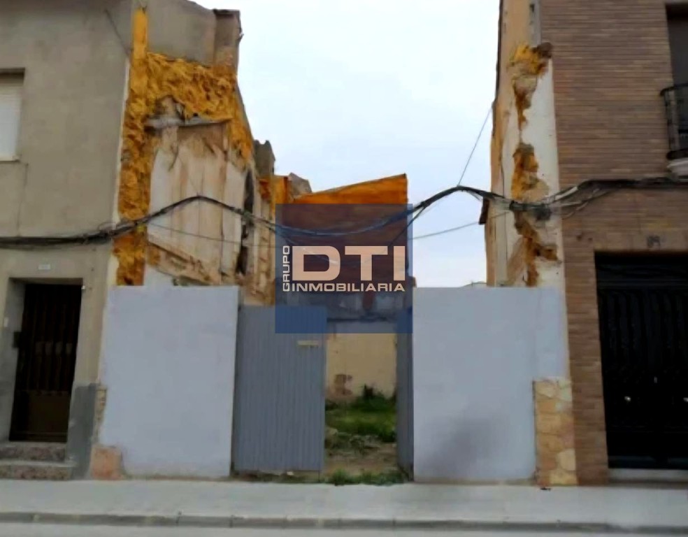 Imagen 1 de Oportunidad en La Roda: solar urbano de 1.023 m²