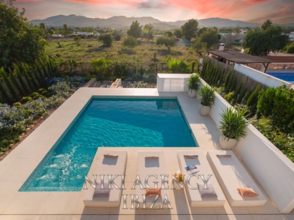 Imagen 1 de Casa-Chalet en Venta en Santa Eularia Des Riu Baleares