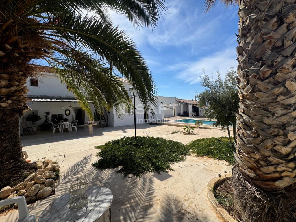 Imagen 1 de Casa rústica con piscina en Torre del Rico