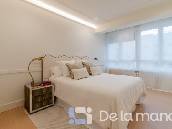 po-1250364-imagen - El Club del Propietario Imagen 1 de ELEGANTE PISO EN EL MEJOR BARRIO DE MADRID.