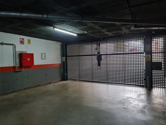 Imagen 4 de Parking coche en Alquiler en Castelldefels Barcelona