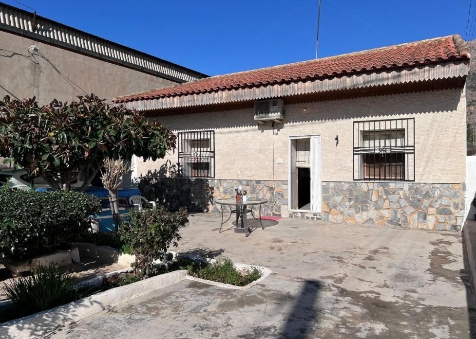 Imagen 1 de Estupenda parcela con vivienda en el Raiguero